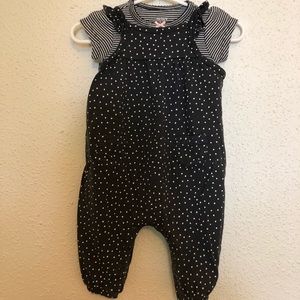Carter’s baby outfit